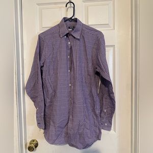 Men’s Izod button-up shirt